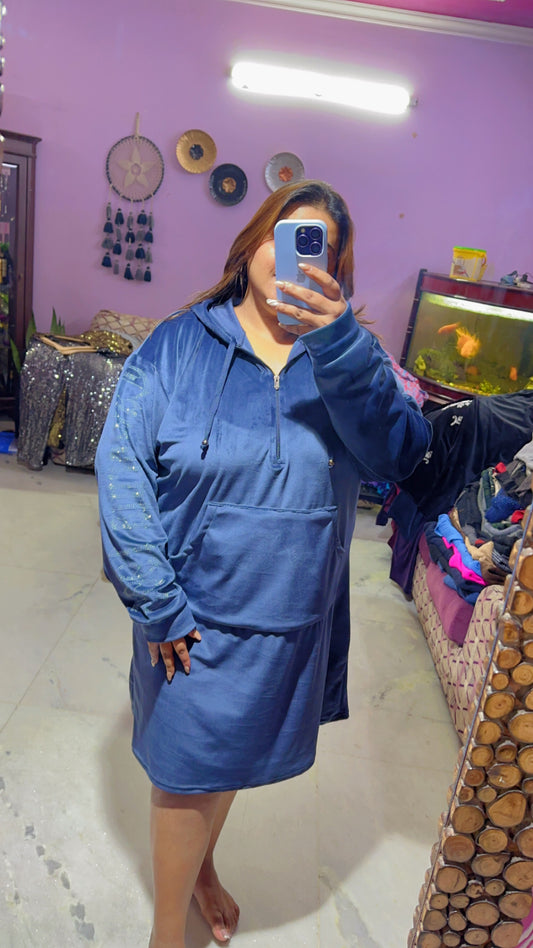 VELVET HOODIE DRESS